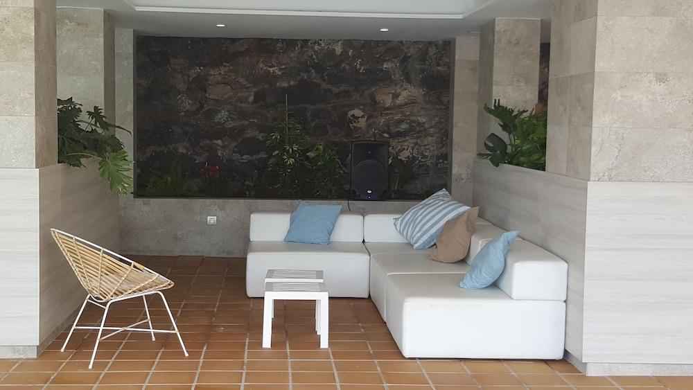 Hotel Fergus Cactus Garden 4*